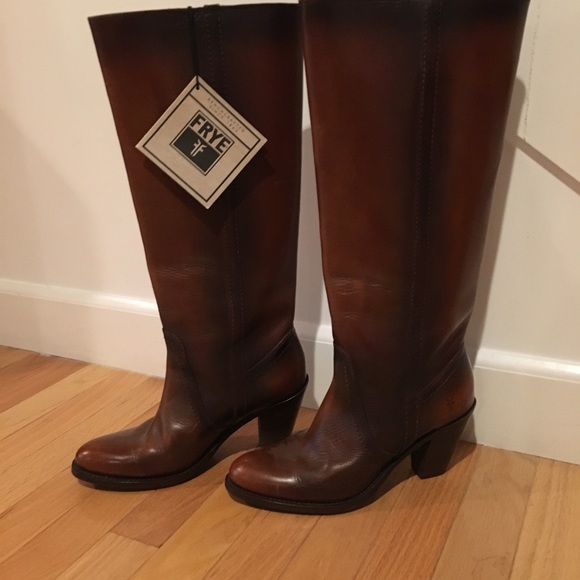 Frye Shoes - PRICE DROP! Gorgeous Frye riding boots! NWT